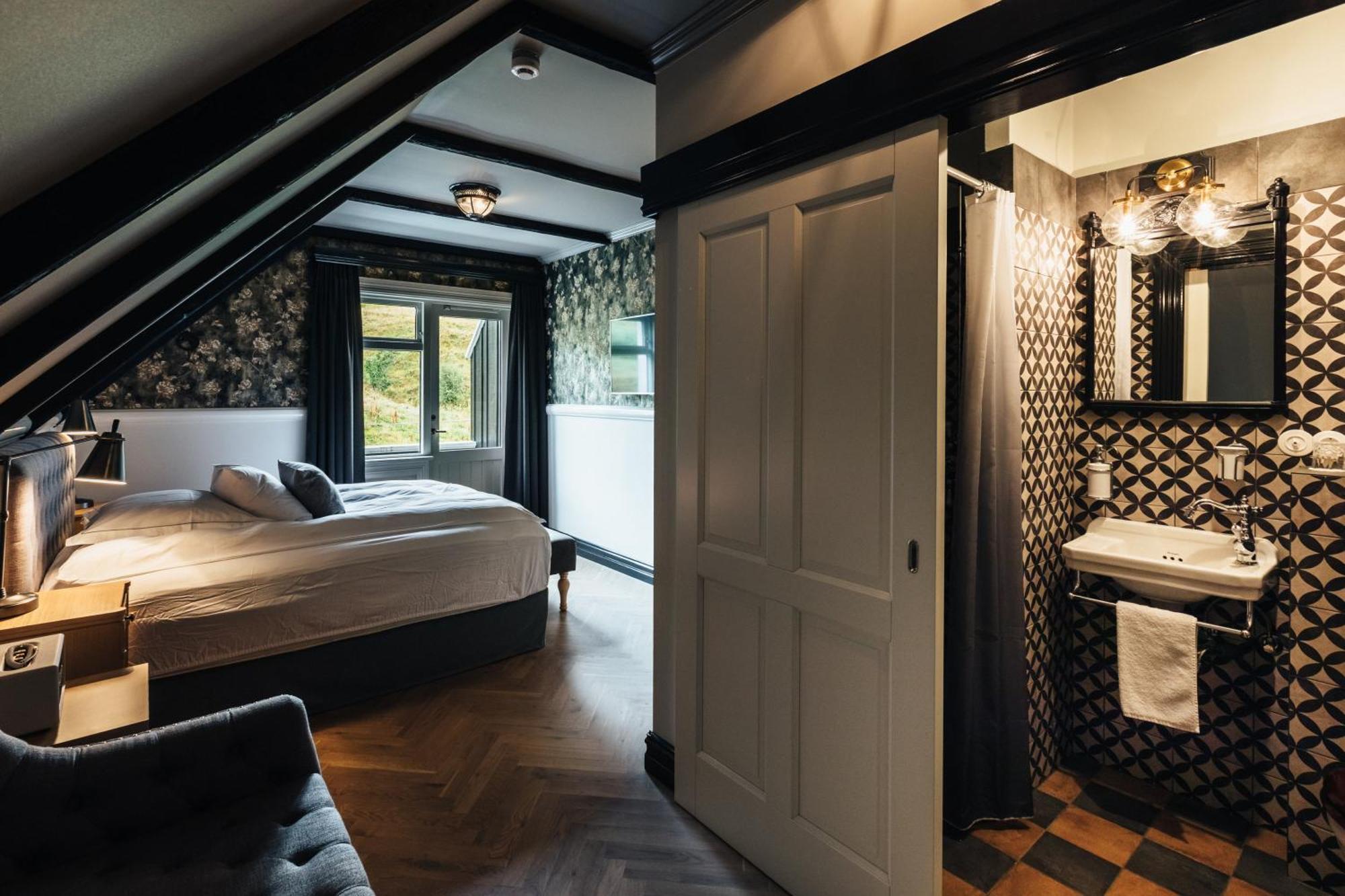 Skalakot Manor Hotel Хвольсвёдлюр Экстерьер фото